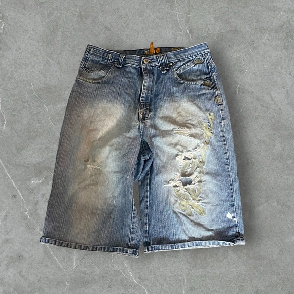 Vintage Akademiks Jean Shorts Men’s 34 Blue Y2K 2000s Grunge Baggy Wide Leg Goth - Picture 1 of 8
